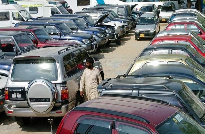 2200 cars registered in name of former judge of pakistan