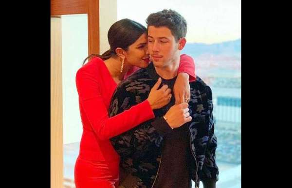 priyanka chopra and nick jonas mother photo viral
