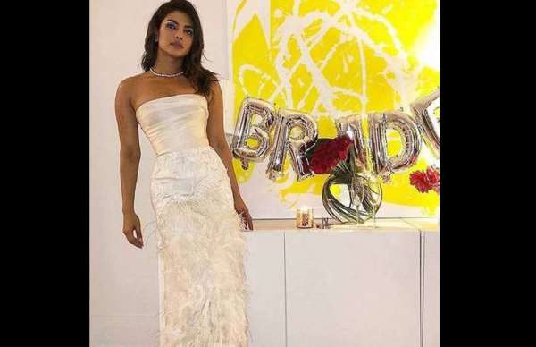 priyanka chopra and nick jonas mother photo viral