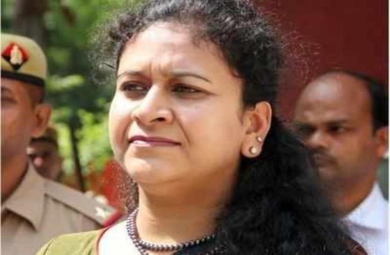 ritu maheshwari dm gzb