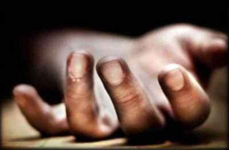 जिससे दोनों को अस्पताल में भर्ती कराया गया