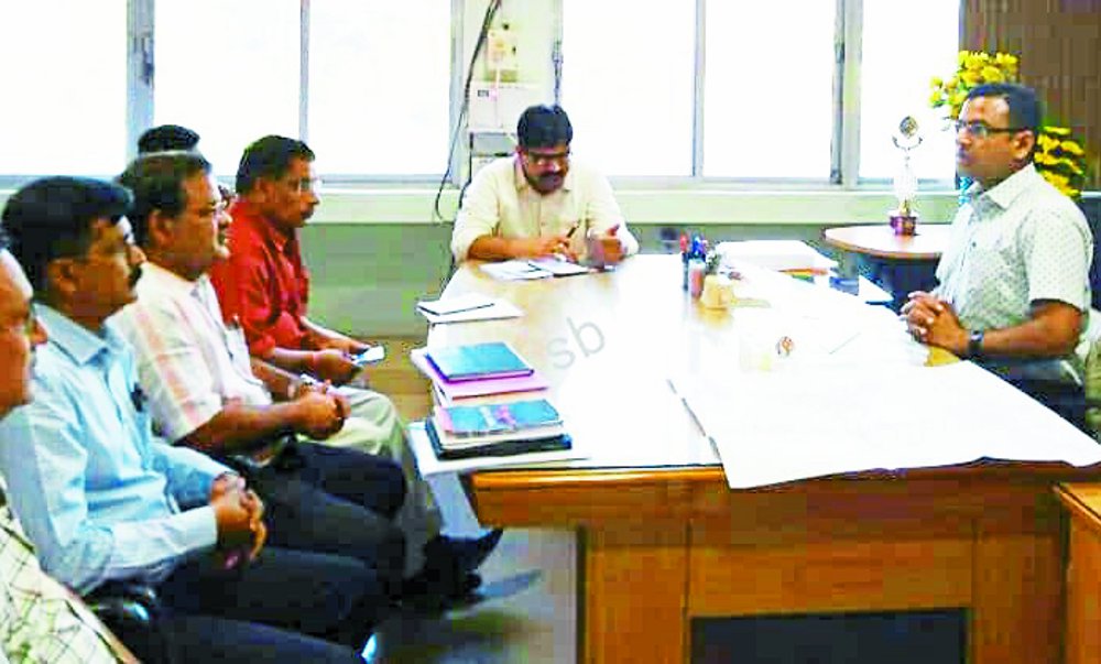 big statement of satna flyover on collector rahul jain