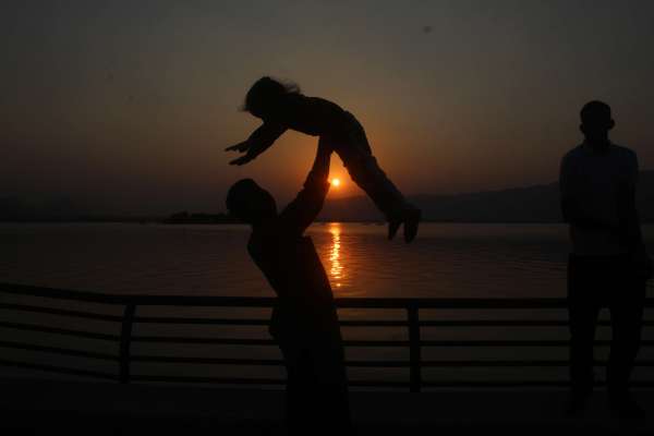 beautiful pics of sunset in city