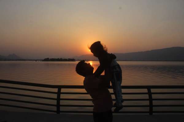 beautiful pics of sunset in city