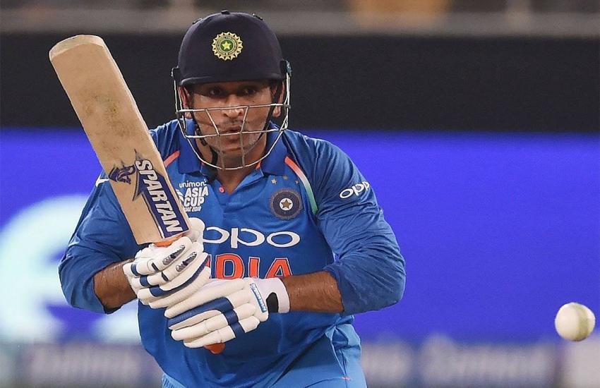 MAHENDRA SINGH DHONI
