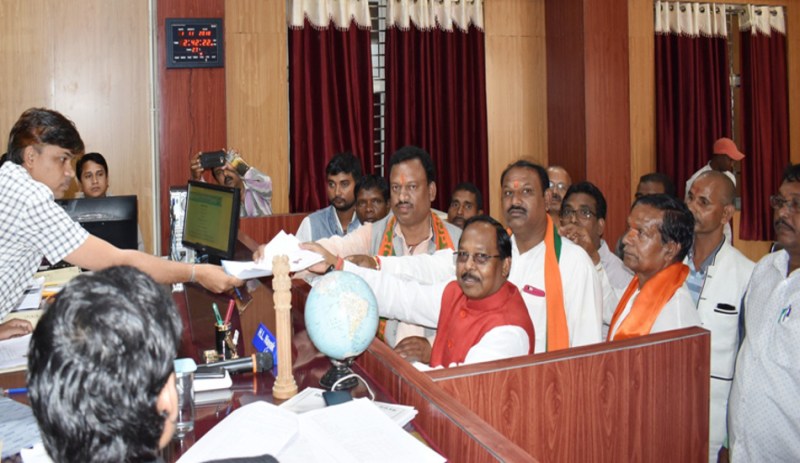 Ramvichar Netam and Ramkishun Singh