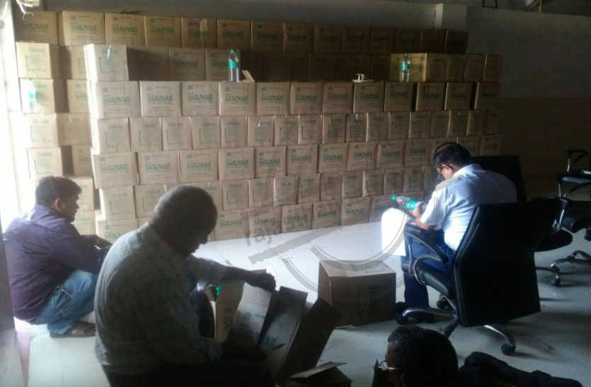 3600 bottles of water Seized in bhilwara