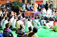 Meetings on theft, robbery and chain snatching on Diwali, foot petroling