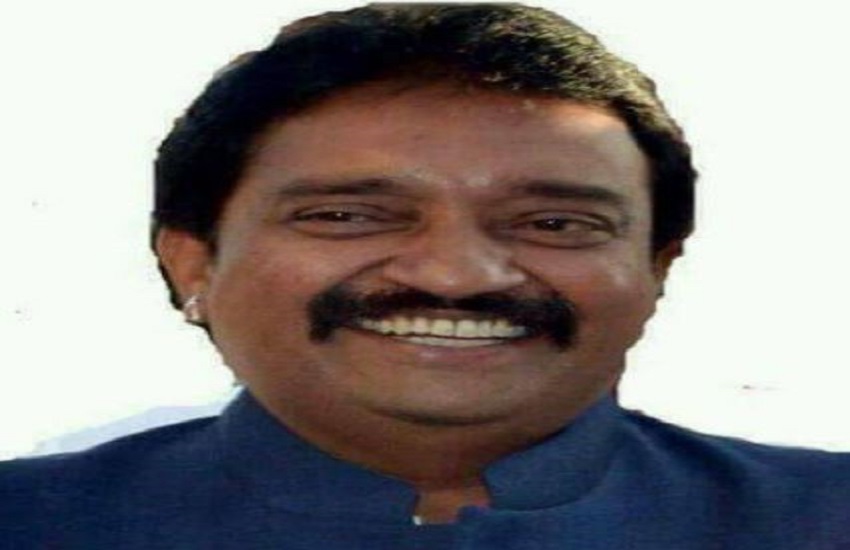 mp ravindra