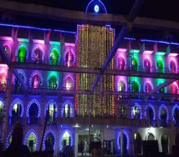 Great decoration on the 100th Urs E Razavi Qadri