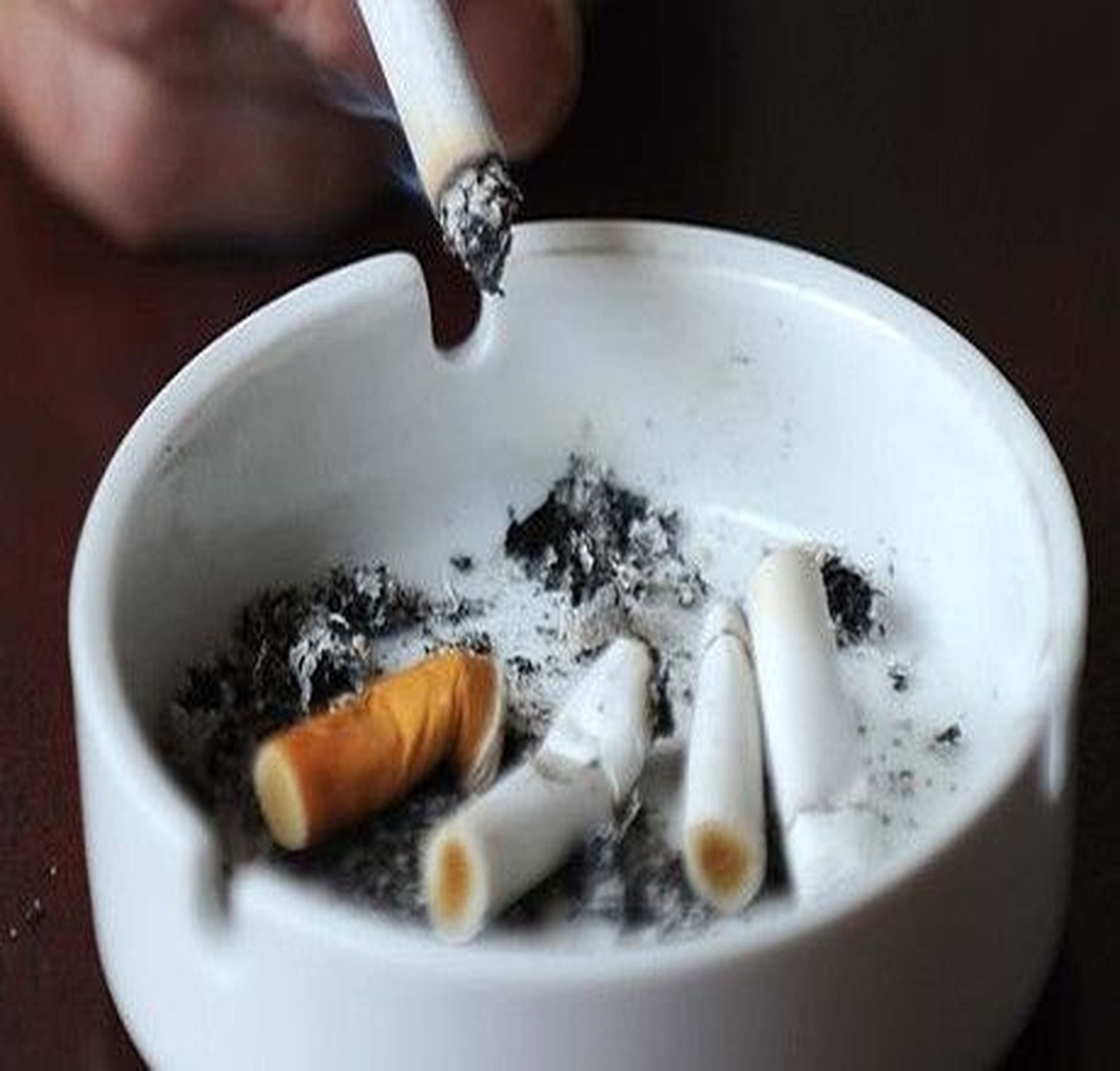 Cigrate smoking