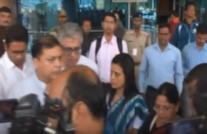 VIDEO: उल्फा द्वारा मारे गए लोगों के परिजनों से मिलने असम पहुंचा टीएमसी का एक प्रतिनिधिमंडल