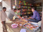 छह दिन किया इंतजार, बाड़मेर से लाने पड़े पटाखा लाइसेंस