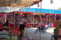 Video Gallery : एक चिन्गारी लोगों पर पड़ सकती है भारी, 46 पटाखे की दुकान पर एक भी दमकल नहीं