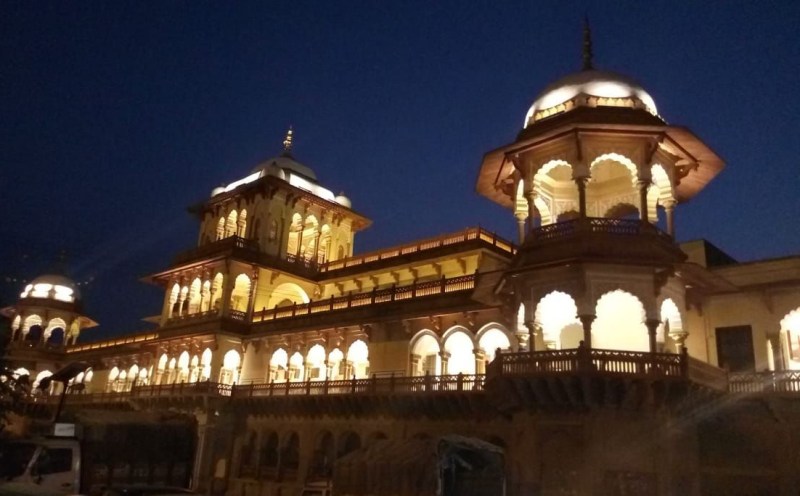 Dynasty was welcomed by guns during the reign of ...