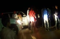 विधायक उइके के काफिले को ग्रामीणों ने रोका, लाठी-डंडे से गाडिय़ों में की तोडफ़ोड़, पढि़ए पूरी खबर...