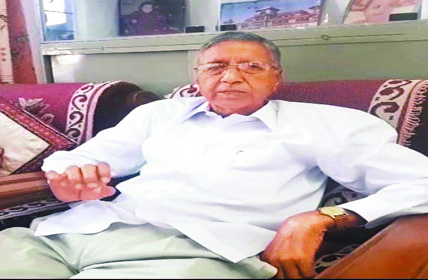 अतीत के झरोखे से.. पैंफलेट से होता था प्रचार, चेहरा ही होता था पहचान