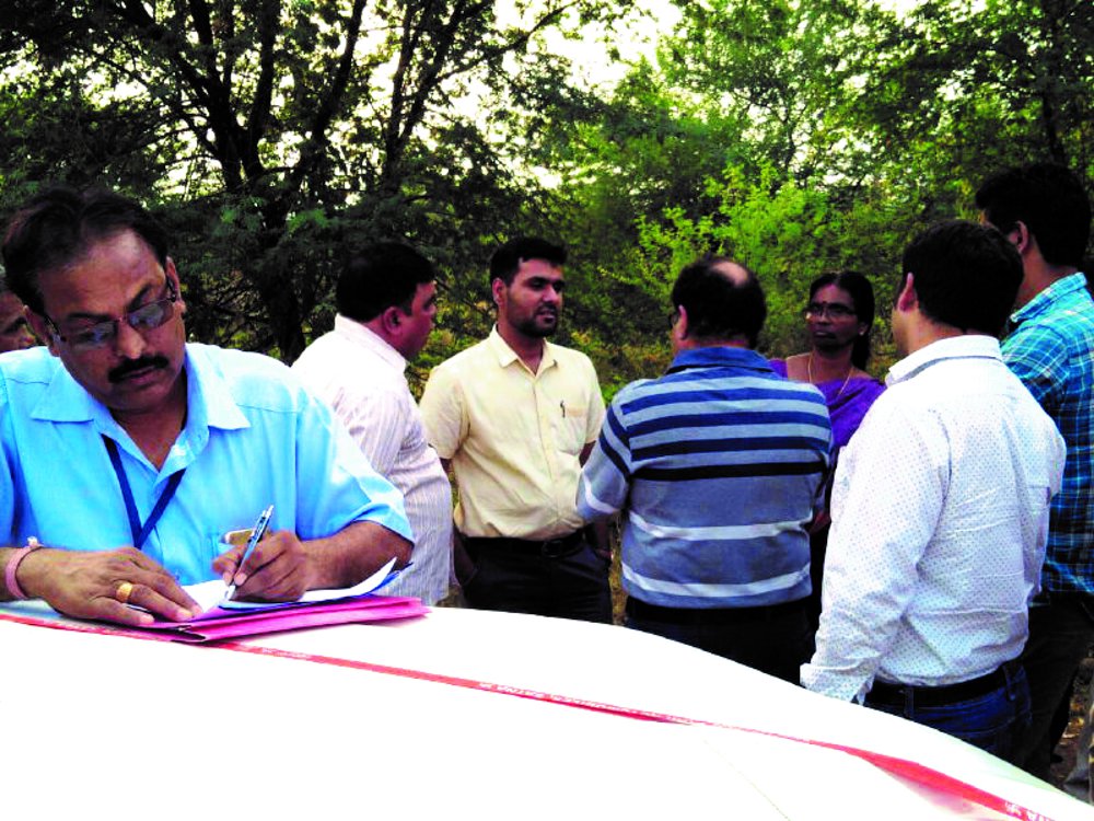 MP election news: 20 lakhs seized from Scorpio in satna district