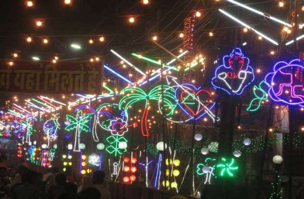 diwali-lights-up-the-market