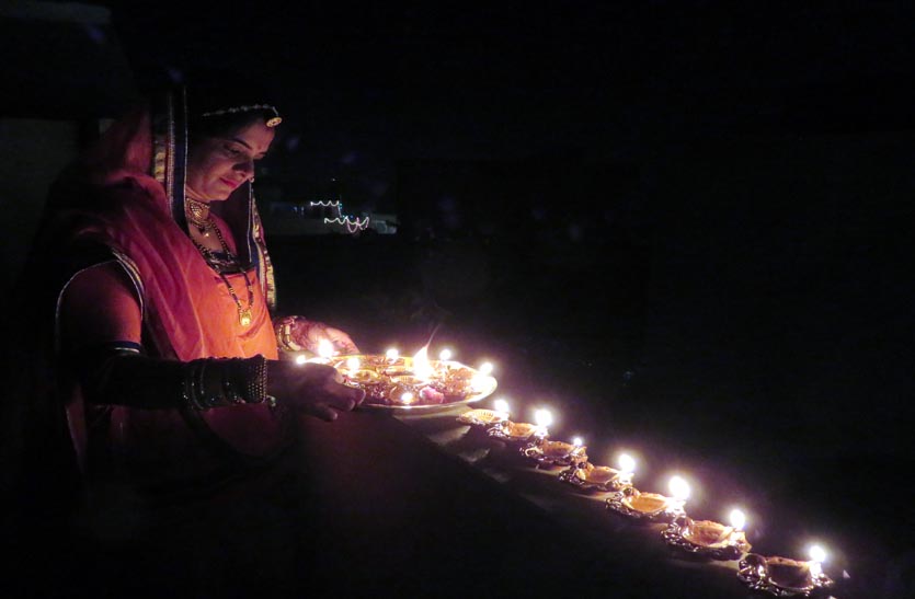 nawab-on-diwali-used-to-illuminate-the-city-during-principality