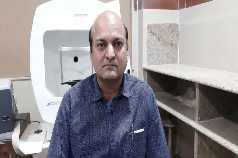 दीपावली पर पटाखे जलाते समय रखें अपनी आंखों का ध्यान, वीडियो में देखिए क्या है डॉक्टर का कहना