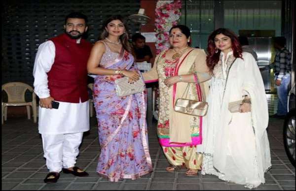 arpita sharma diwali party