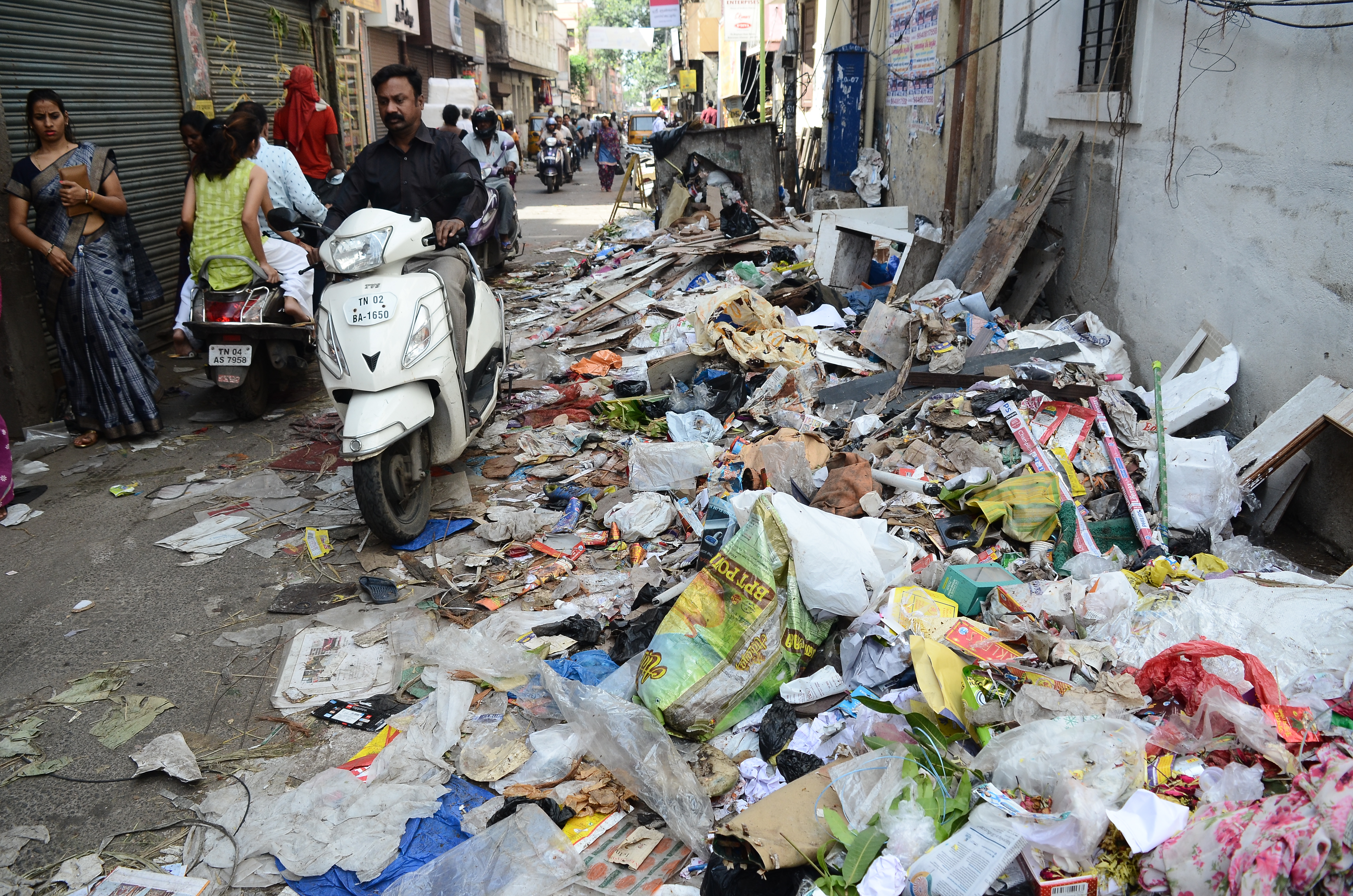4800 tonnes of garbage piles up after Diwali