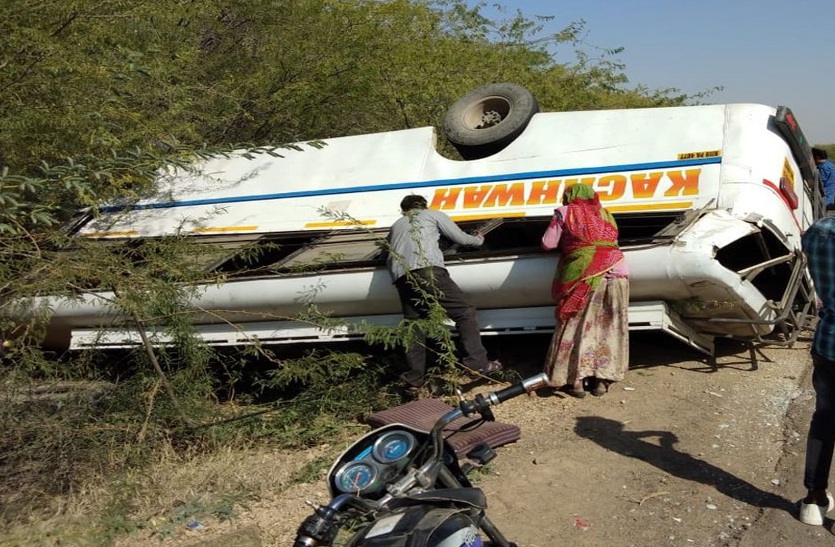 Bus accident in Barmer