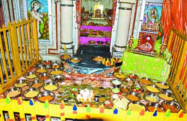 Deepawali Roshni Lakshmi Pooja Shares Govardhan Pooja Monia Dance