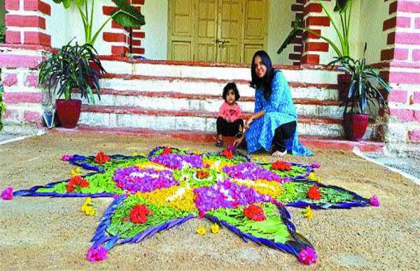 Deepawali Roshni Lakshmi Pooja Shares Govardhan Pooja Monia Dance