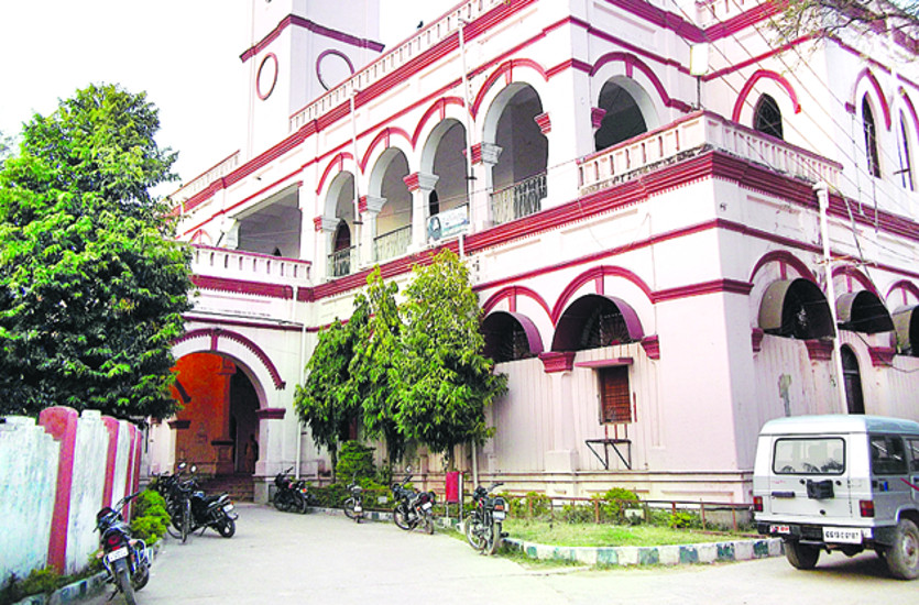 जो हितग्राही लंबे समय से किराया जमा नहीं कर रहे