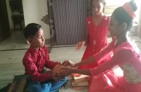 बच्चों से लेकर उम्रदराज तक करते इस बात का इंतजार, देखिए क्या थी वजह