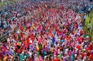 crowd in rally
