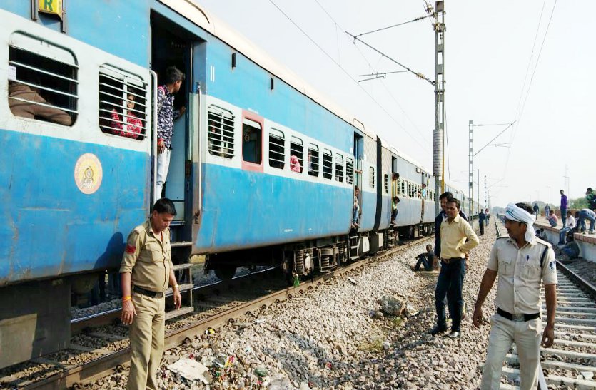 fire in 12641 thirukkular superfast express