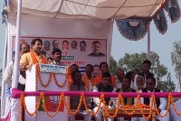 Manoj Tiwari in Surajpur