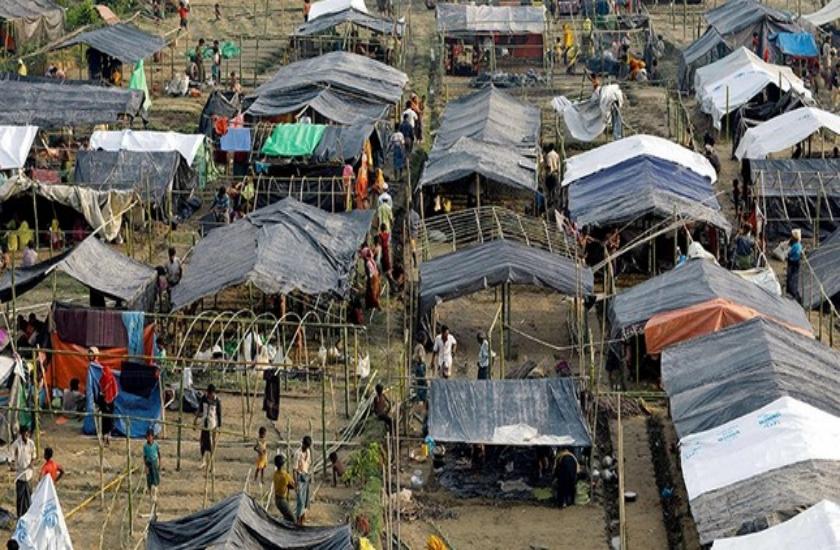 rohingya refugees escaping from camp to avoid going back