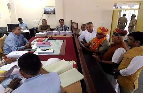 Elections 2018: BJP's Arjunlal Garg filed nomination from Bilara
