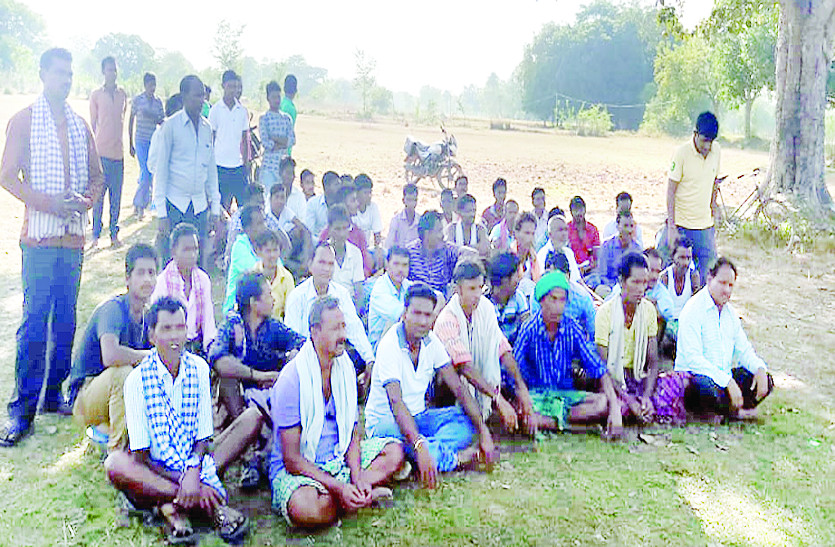 लुकापारा पंचायात के ग्रामीणों ने चुनाव बहिष्कार का फूंका बिगुल, जानें क्या कहते हैं इस क्षेत्र के ग्रामीण