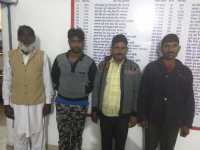 Police arrested four people who steal oil from tanker