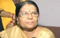 मुजफ्फरपुर बालिका गृह मामले में फरार चल रही JDU नेता और पूर्व मंत्री मंजू वर्मा पार्टी से निलंबित