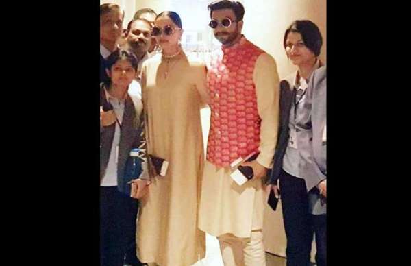 deepika padukone ranveer singh mumbai first photo after wedding