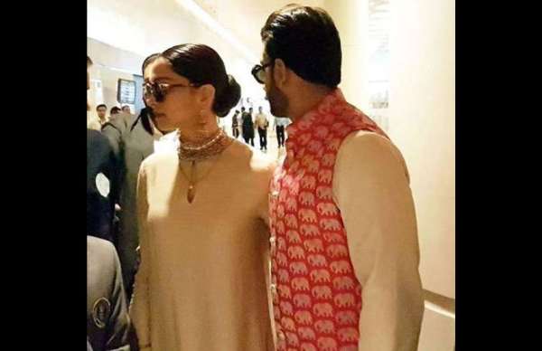 deepika padukone ranveer singh mumbai first photo after wedding