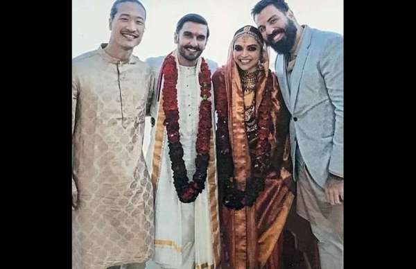 deepika padukone ranveer singh mumbai first photo after wedding