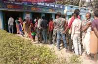 Photo Gallery : मतदान को लेकर मतदाताओं में दिखा खासा उत्साह