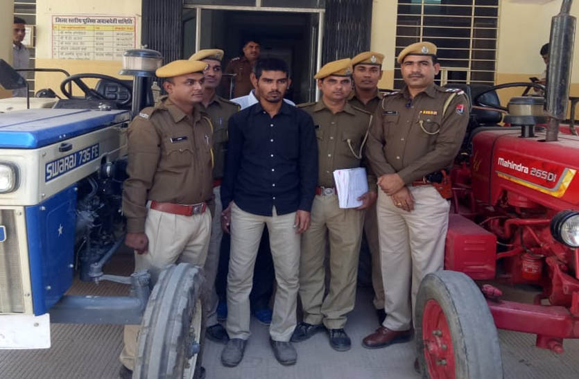 two-tractors-of-stolen-from-a-thief-gang-recovered