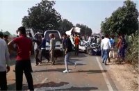 7 children driver killed after school bus collides in satna