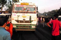 ट्रेलर के पहिए के नीचे आने से बालक की दर्दनाक मौत, माता-पिता के साथ दादा-दादी से मिलने जा रहा था दीपका