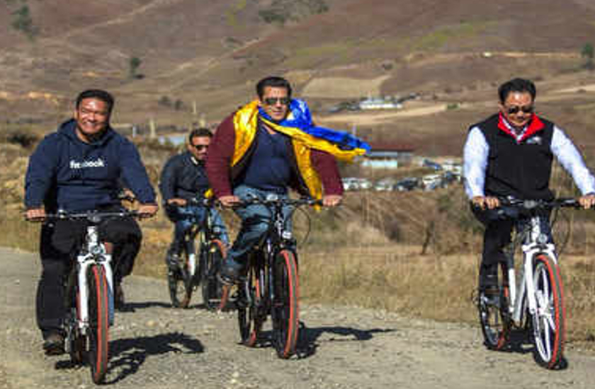 salman khan doing cycling for 10 km in arunachal pradesh video viral