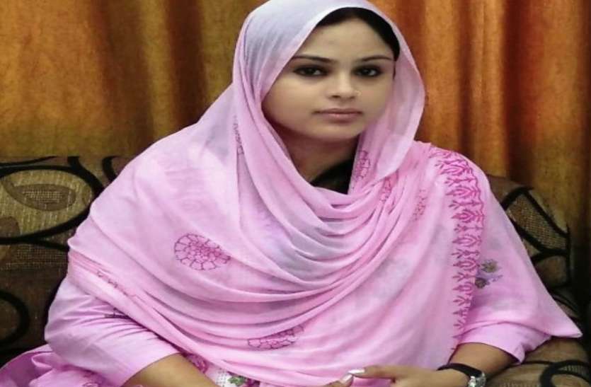 Farhat Naqvi who help talak victims will be see in hindi movie