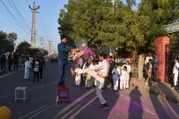 Yoga practiced in Humrah, children show karate's amazing acting